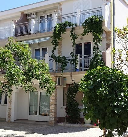Apartments Ivi Vir Dış mekan fotoğraf