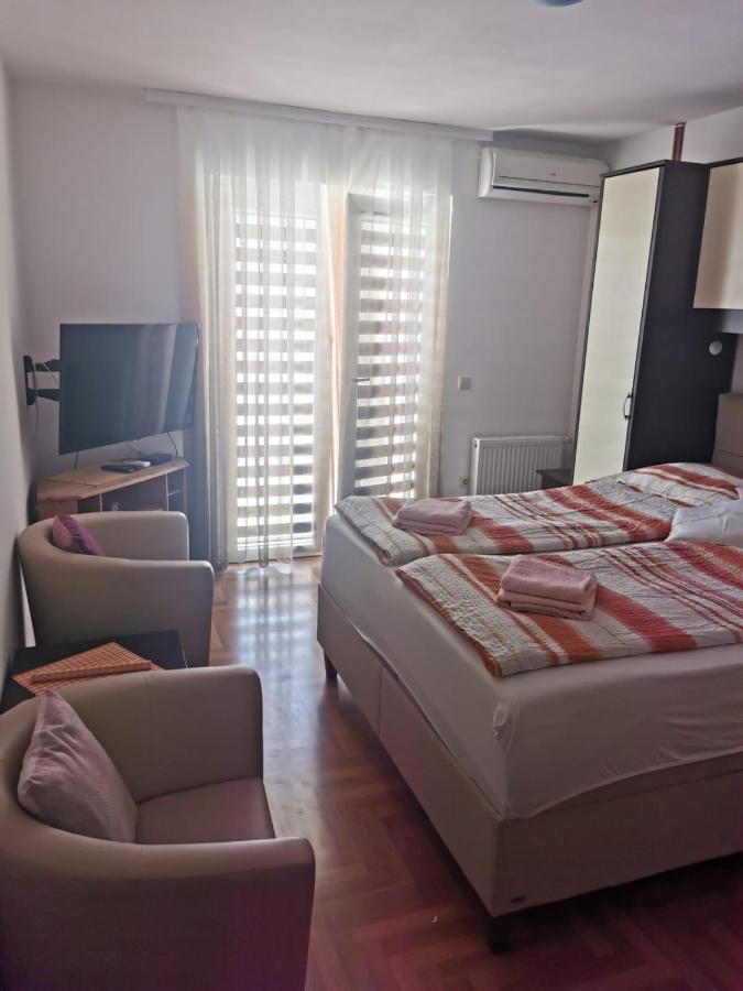 Apartments Ivi Vir Dış mekan fotoğraf