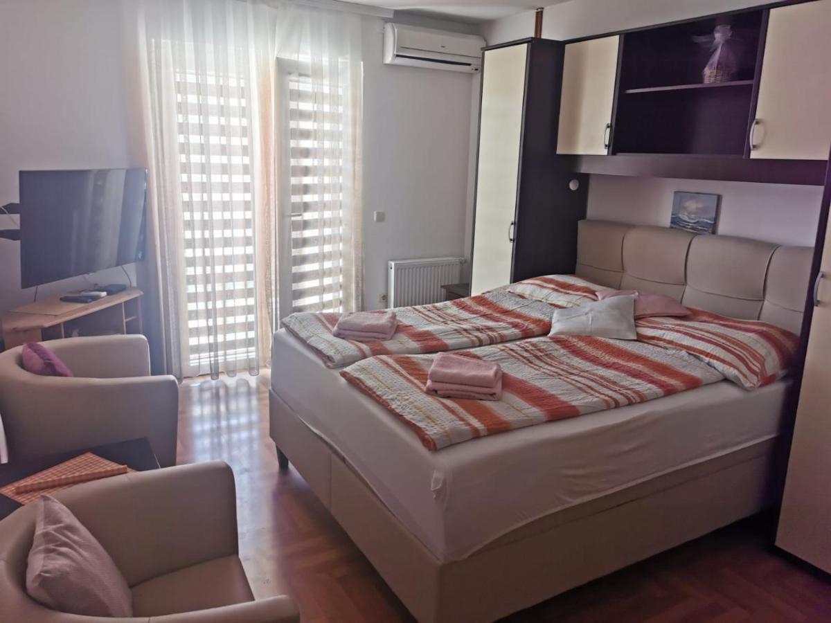 Apartments Ivi Vir Dış mekan fotoğraf