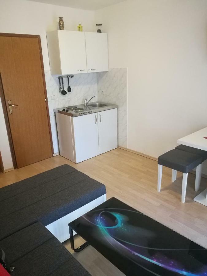 Apartments Ivi Vir Dış mekan fotoğraf